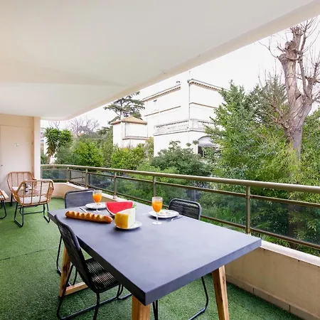 Apartment Select Yourhosthelper Cannes